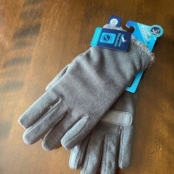isotoner Women's Stretch Fleece Gloves with Microluxe and Smart Touch Technology - Picture 15 of 16